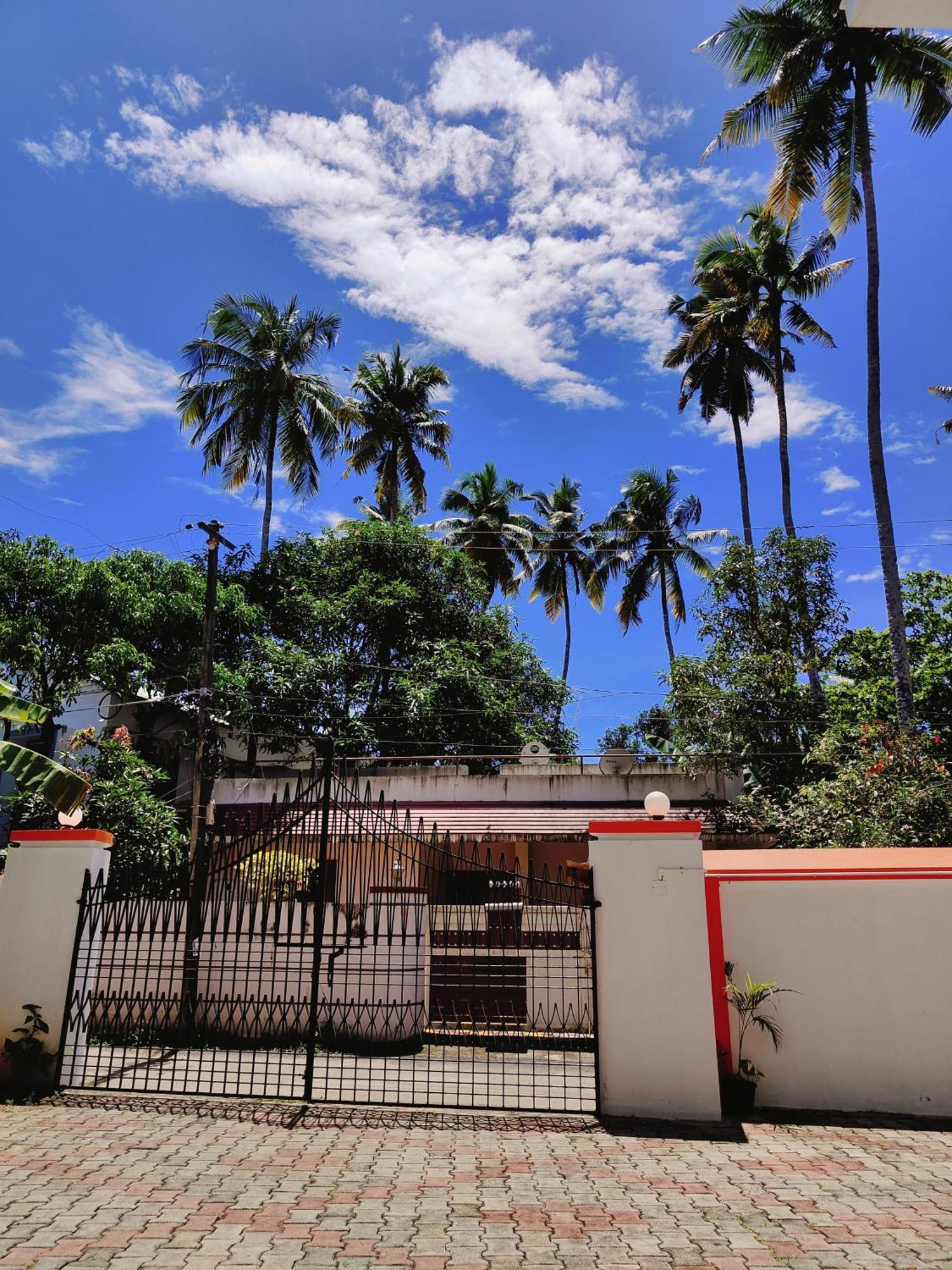 Shamak Homestay วาร์คาลา ภายนอก รูปภาพ