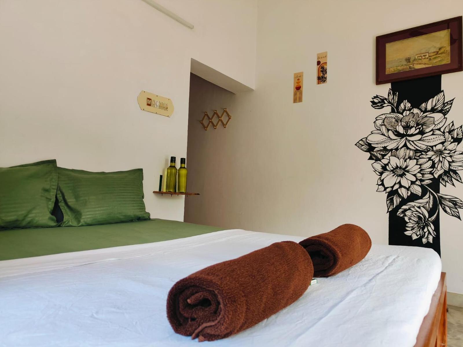 Shamak Homestay วาร์คาลา ภายนอก รูปภาพ